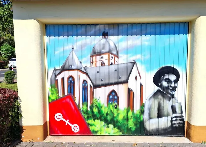 Апартаменты Chagall - Helles Und Gemuetliches In Uninaehe Майнц