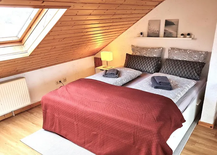 Chagall - Helles Und Gemuetliches In Uninaehe